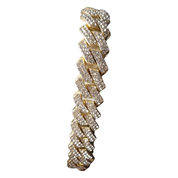 Iced-out Gold-Plated Cuban link Bracelet - Picture 3 of 3